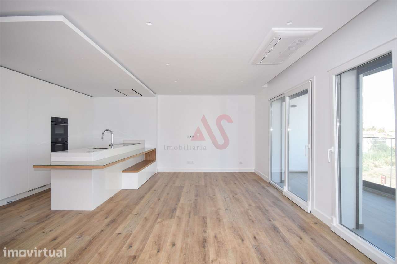 Apartamento T2 NOVO em Famões, Odivelas - Grande imagem: 3/23