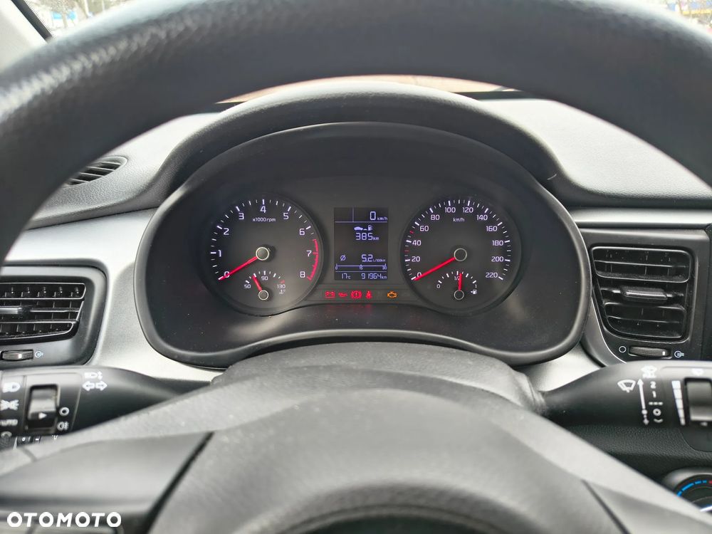 Kia Rio 1.2 M - 11