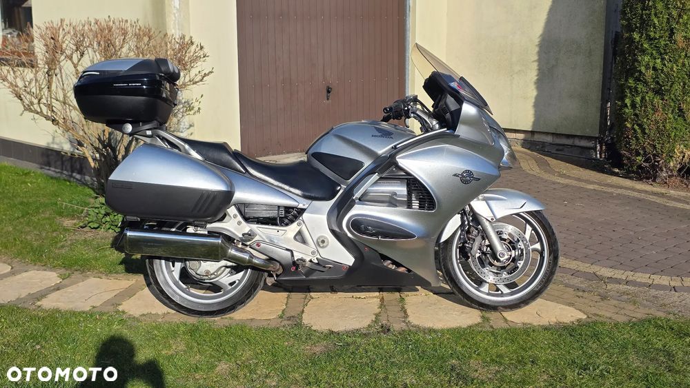 Honda ST - 10