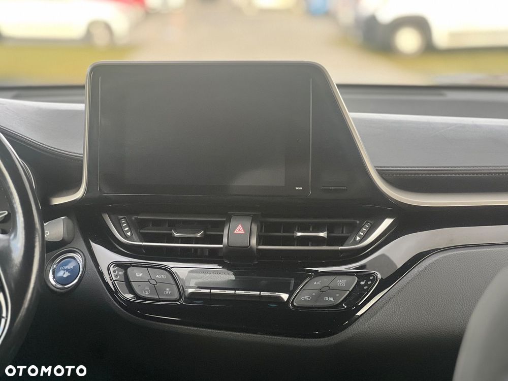 Toyota C-HR Hybrid Team Deutschland - 25