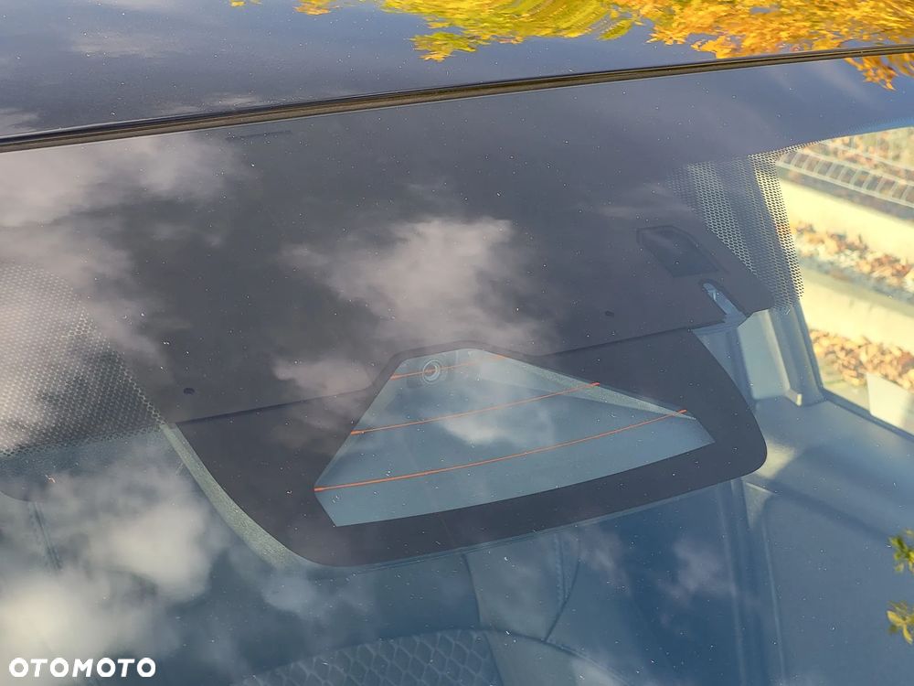 Toyota Yaris Hybrid 1.5 Premiere Edition - 30