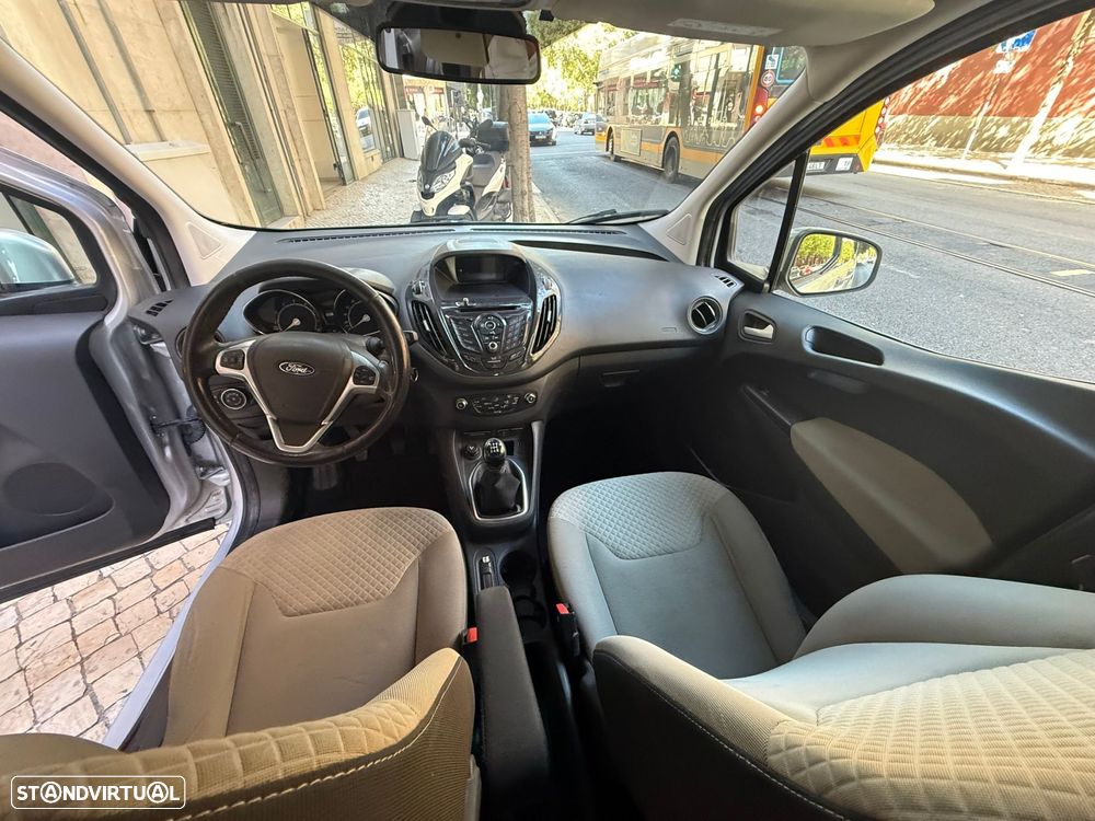 Ford Tourneo Courier 1.0 EcoBoost Ambiente - 12