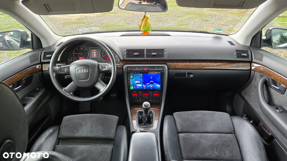 Audi A4 Avant 2.0 TDI - 11