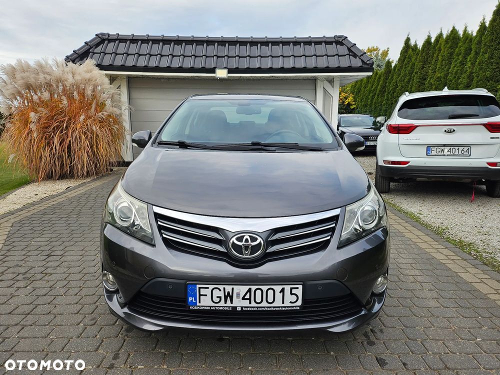 Toyota Avensis 1.6 Life - 2