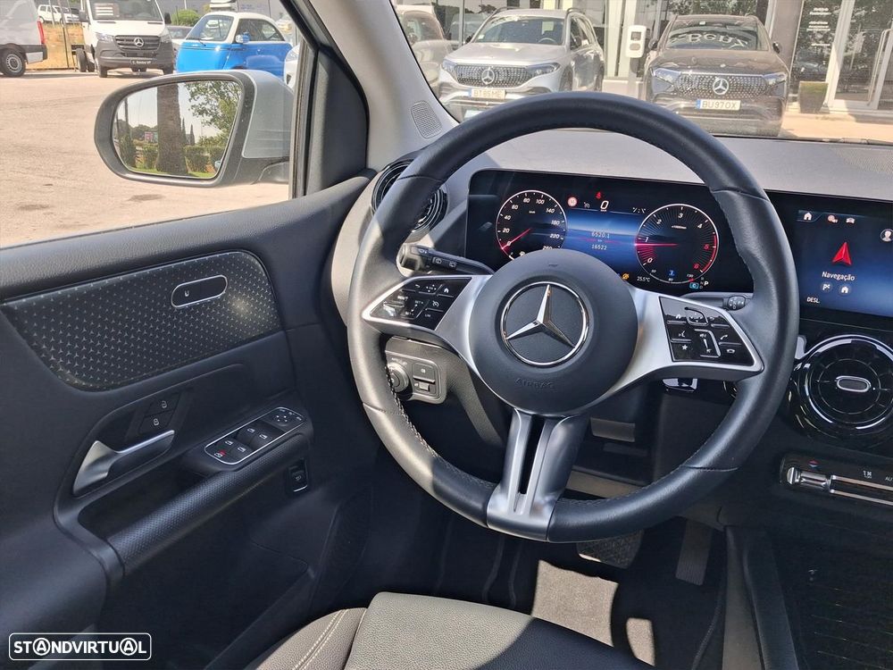 Mercedes-Benz B 180 d - 15