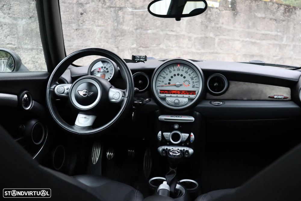 MINI 3 Portas Cooper S - 8