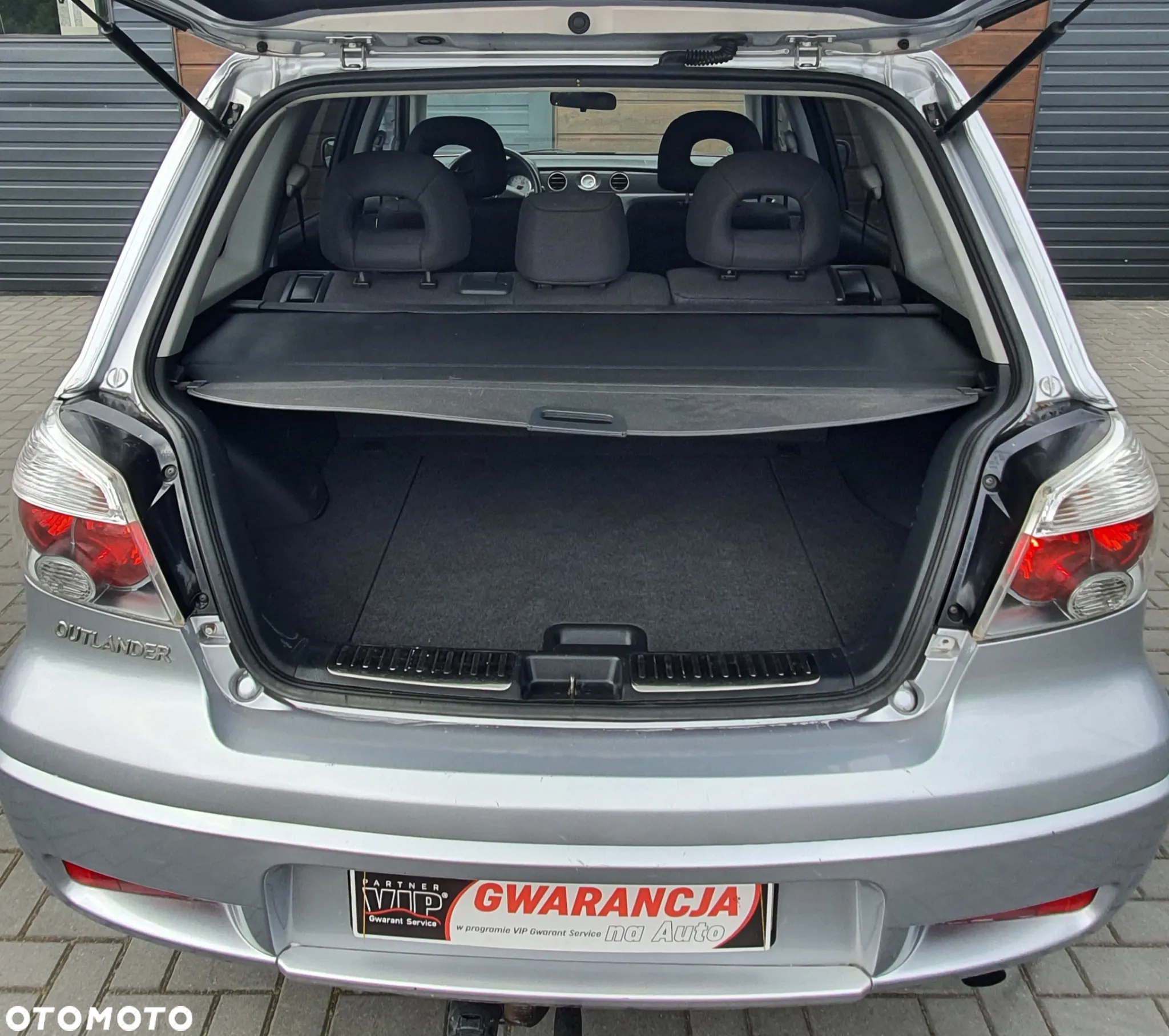 Mitsubishi Outlander 2.4 Dakar - 27