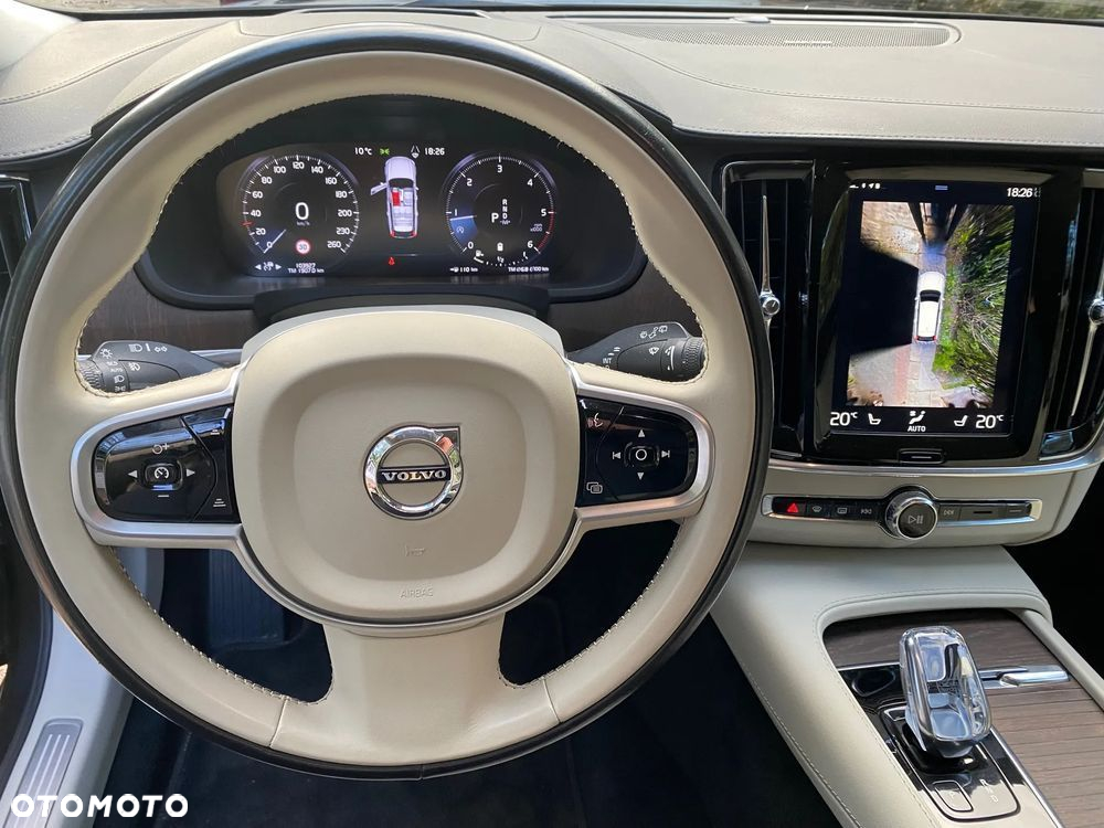 Volvo V90 - 9