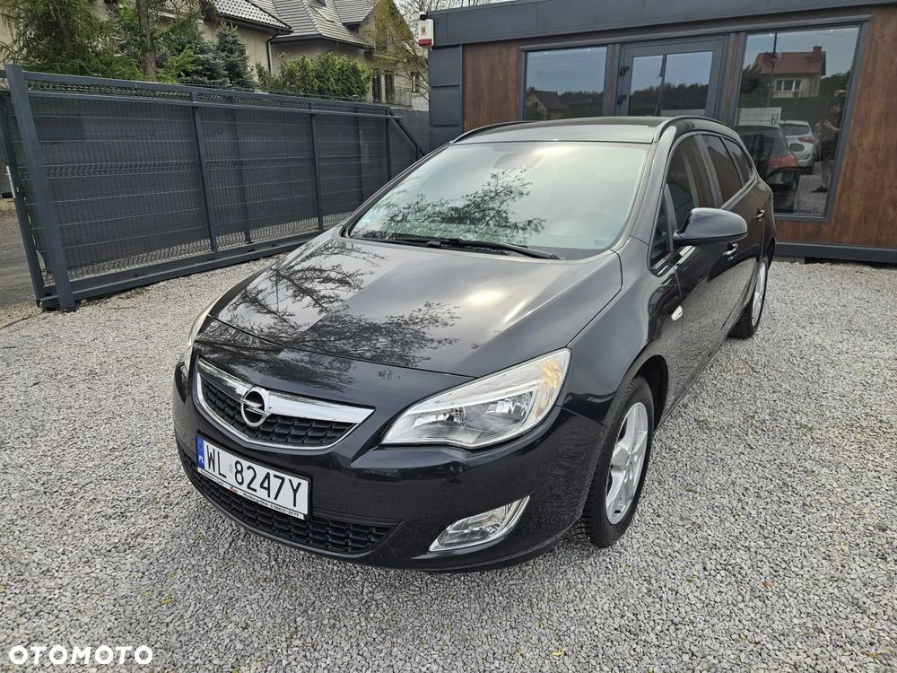 Opel Astra 1.4 Turbo Edition - 2