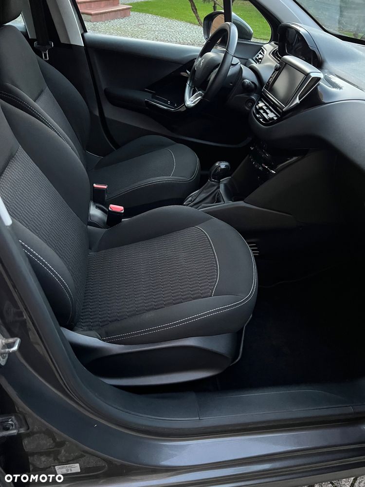 Peugeot 208 1.2 PureTech Active - 13