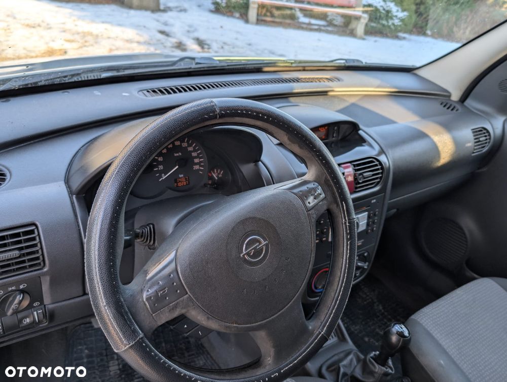 Opel Combo C - 16