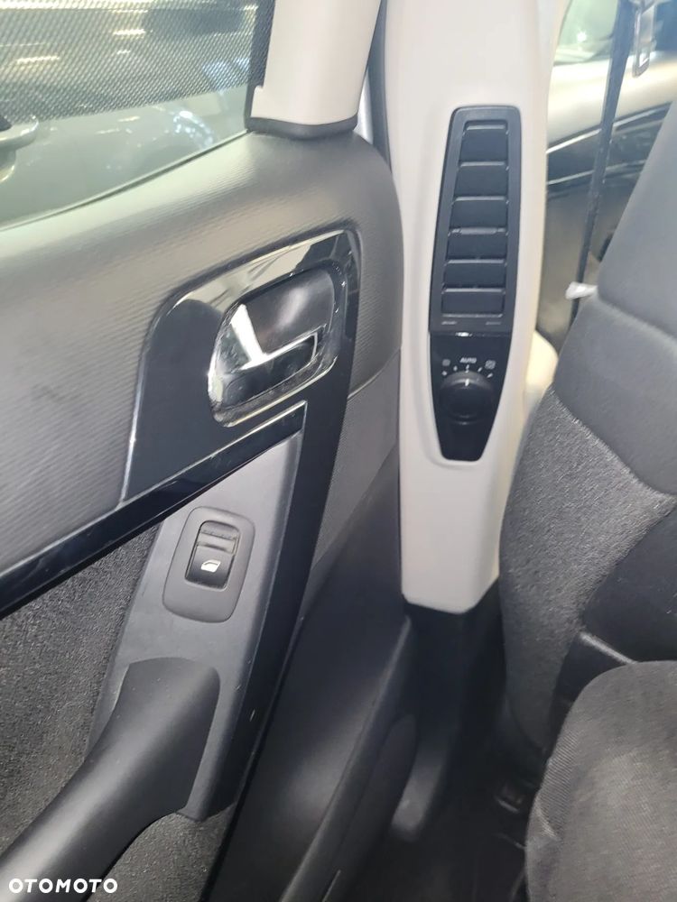 Citroën C4 Picasso ver-1-6-e--hdi-fap-egs6-exclusive - 9