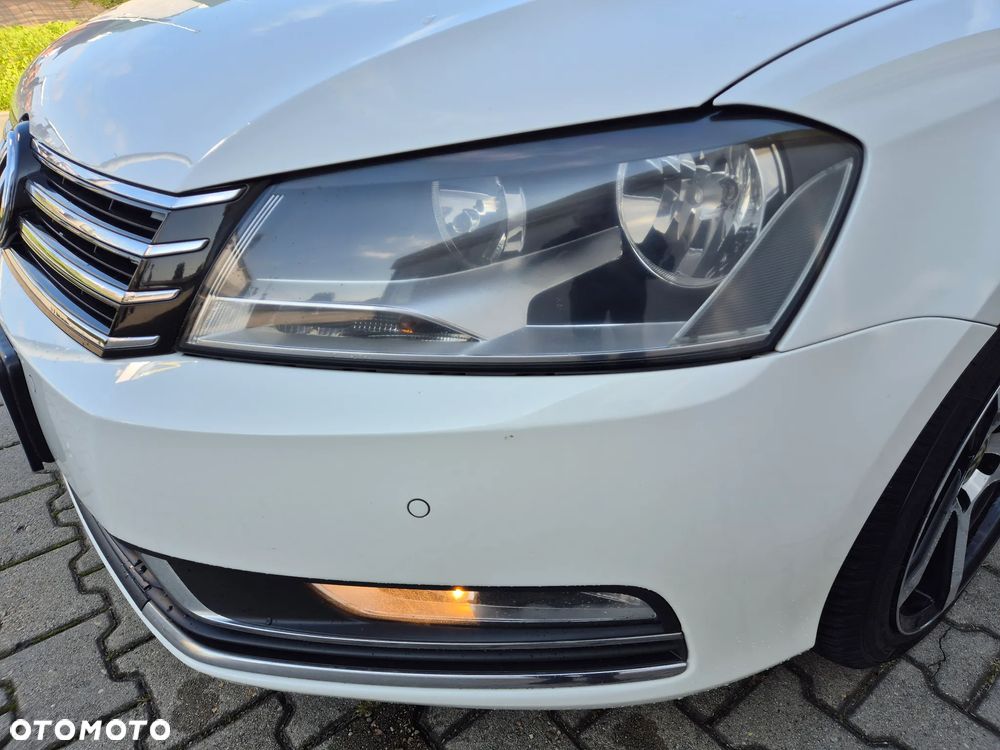 Volkswagen Passat Variant 2.0 TDI DSG BlueMotion Technology Highline - 36