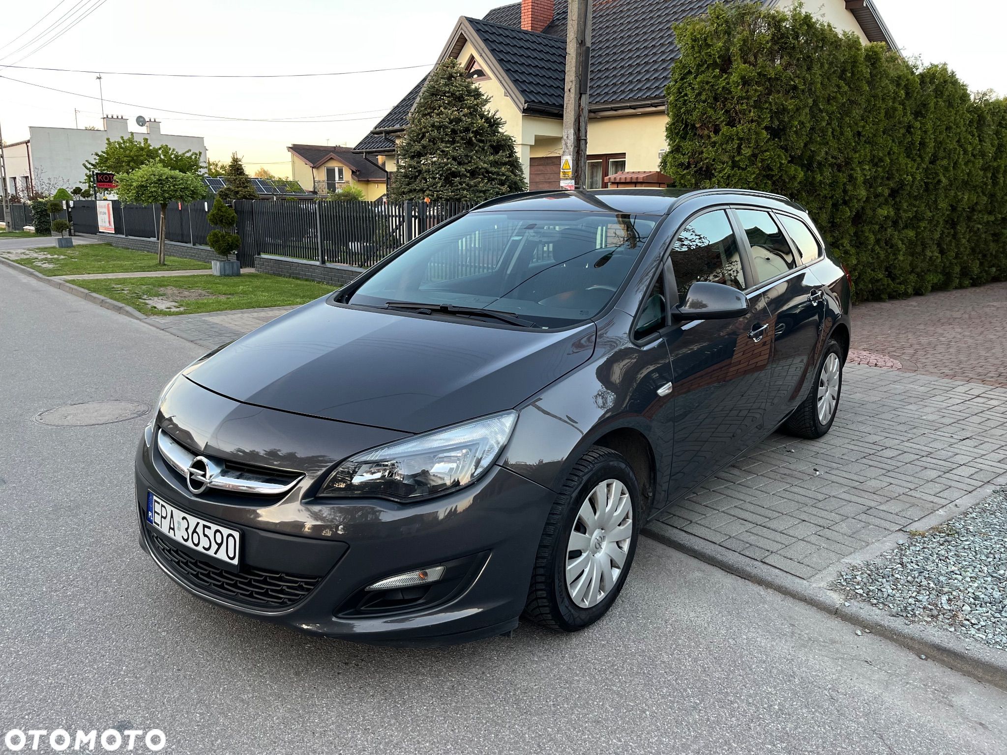 Opel Astra 1.6 CDTI DPF ecoFLEX Sports TourerStart/Stop Edition - 1