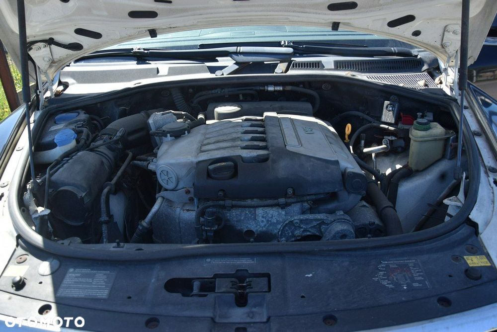 Volkswagen Touareg - 23