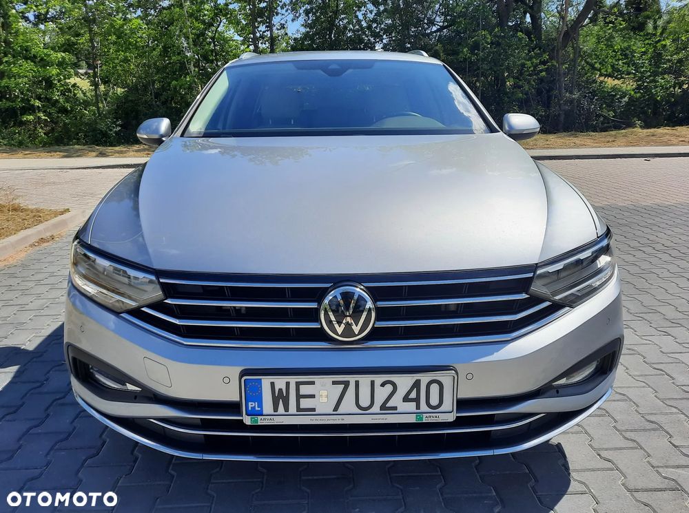 Volkswagen Passat 2.0 TDI Elegance DSG - 5