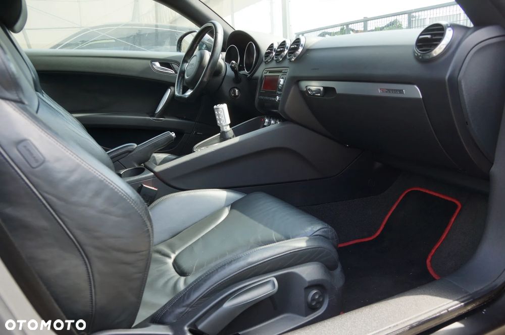 Audi TT Coupé 3.2 quattro - 21