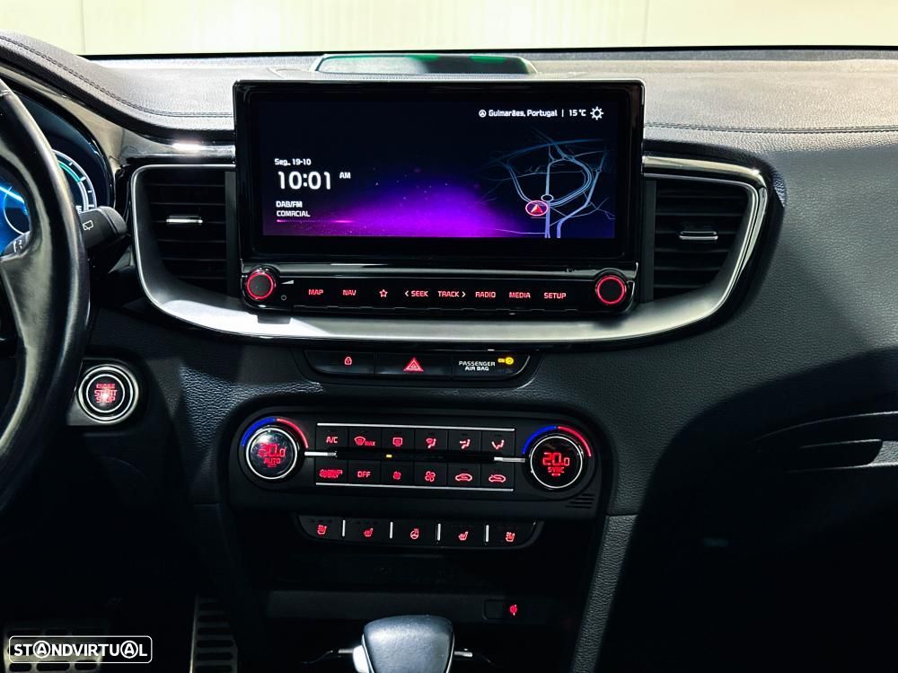 Kia Ceed 1.5 T-GDI DCT7 OPF GT Line - 19