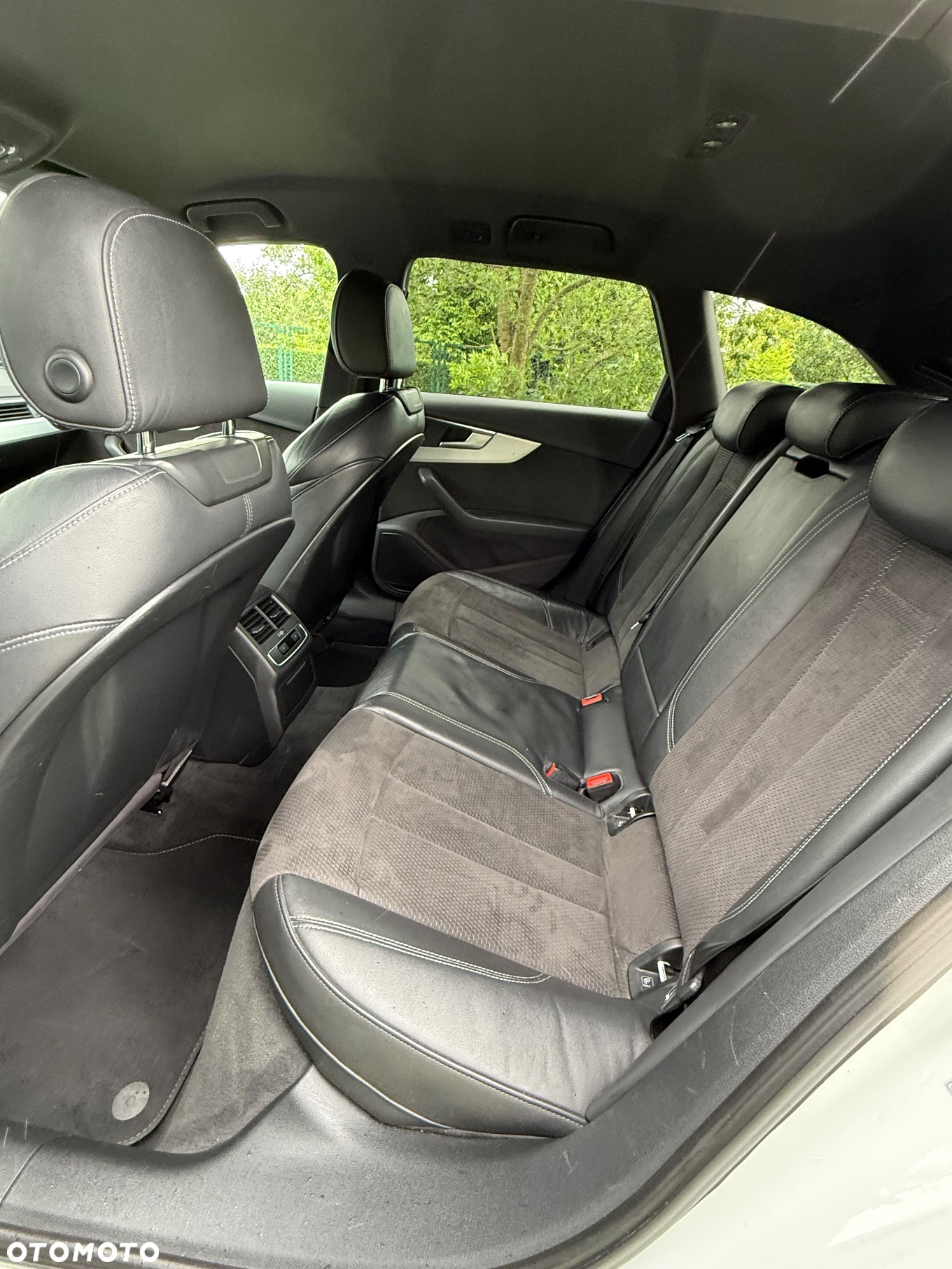 Audi A4 Avant 2.0 TDI S tronic - 14