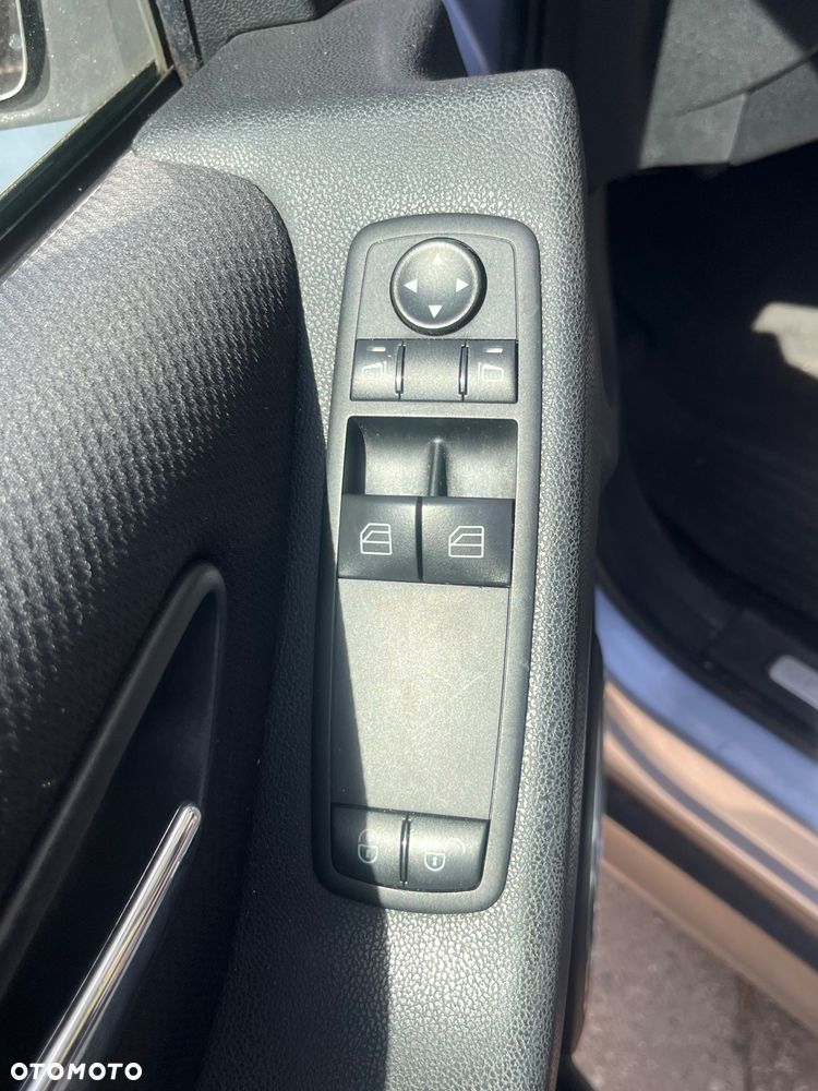 Mercedes-Benz Klasa B 170 Autotronic - 13