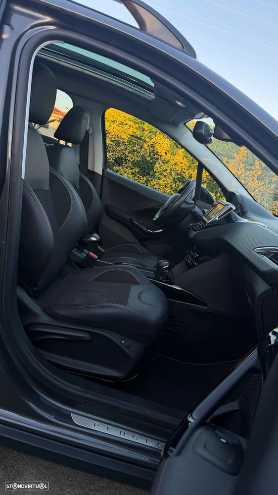 Peugeot 2008 1.2 PureTech GT Line EAT6 - 8