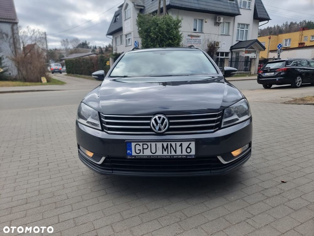 Volkswagen Passat 2.0 TDI Comfortline - 12