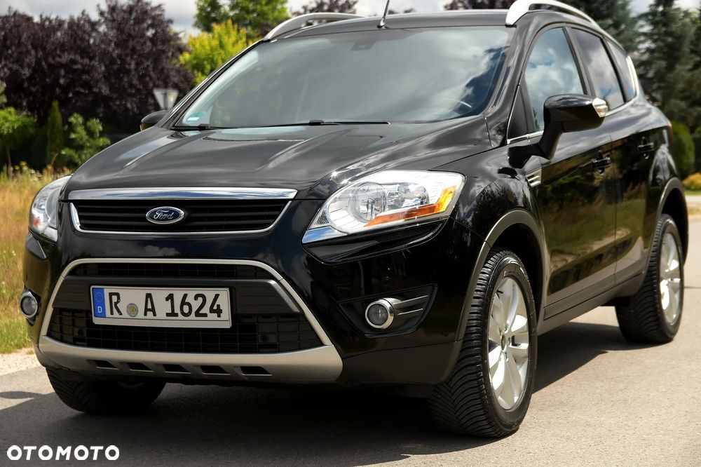 Ford Kuga 2.0 TDCi 2x4 Titanium - 1