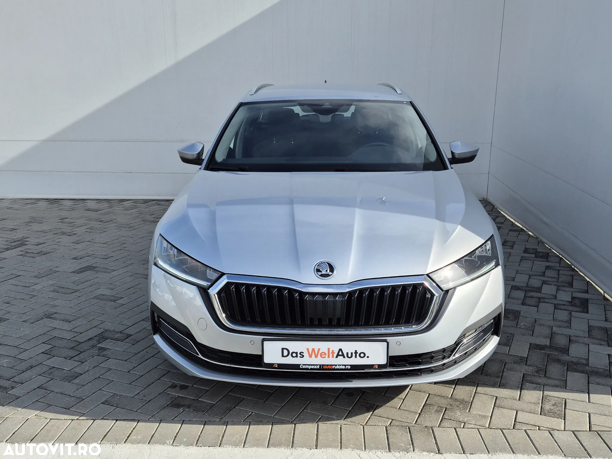 Skoda Octavia Combi Diesel 2.0 TDI DSG Style - 8