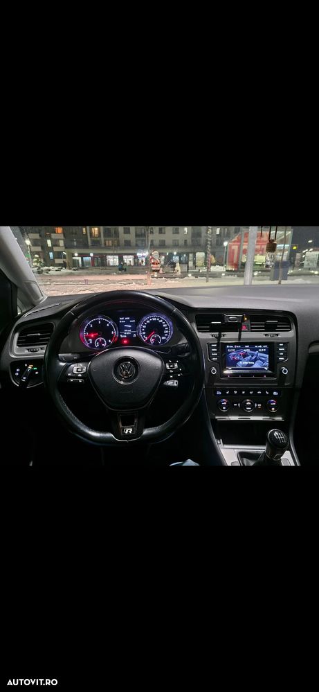 Volkswagen Golf 1.6 TDI 4Motion BlueMotion Technology Comfortline - 21