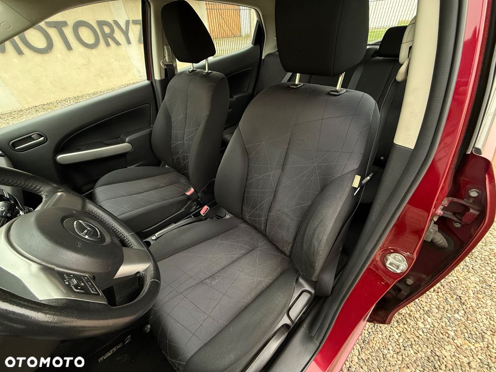 Mazda 2 - 7