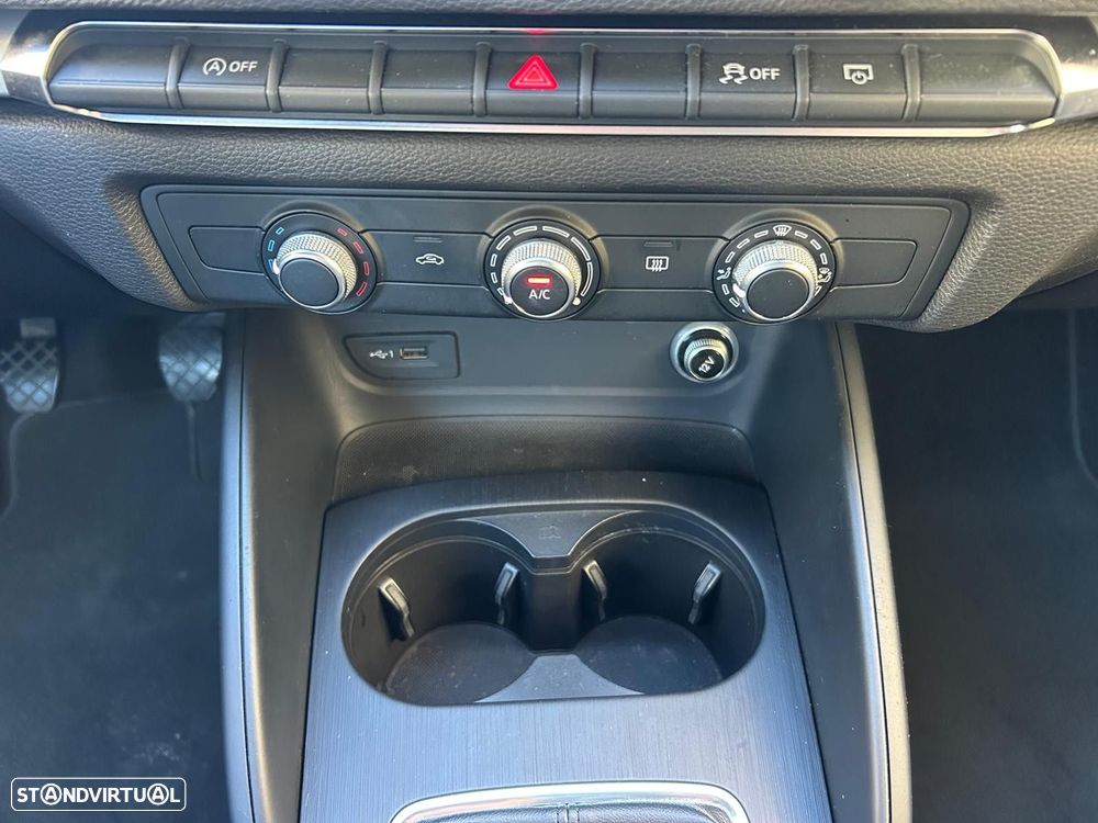 Audi A3 Limousine 30 TDI Design - 35