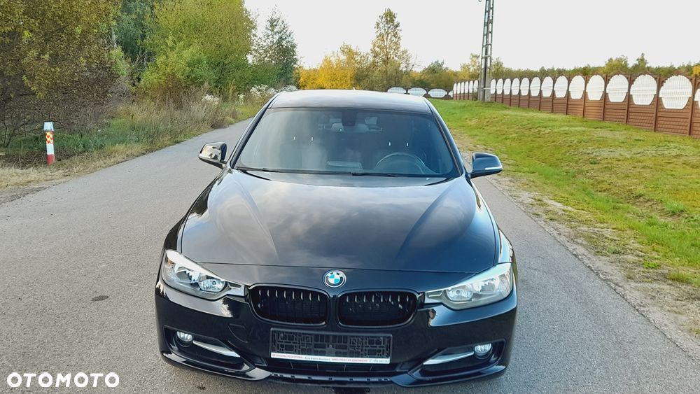 BMW Seria 3 320d - 19