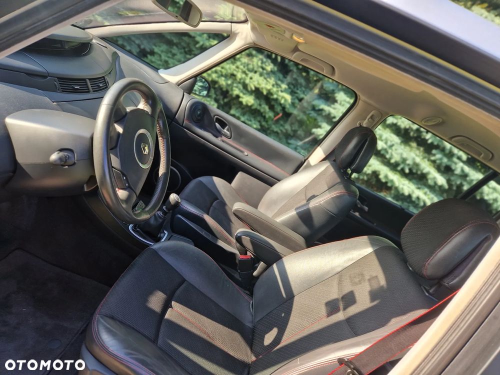 Renault Espace 2.0 Authentique - 13