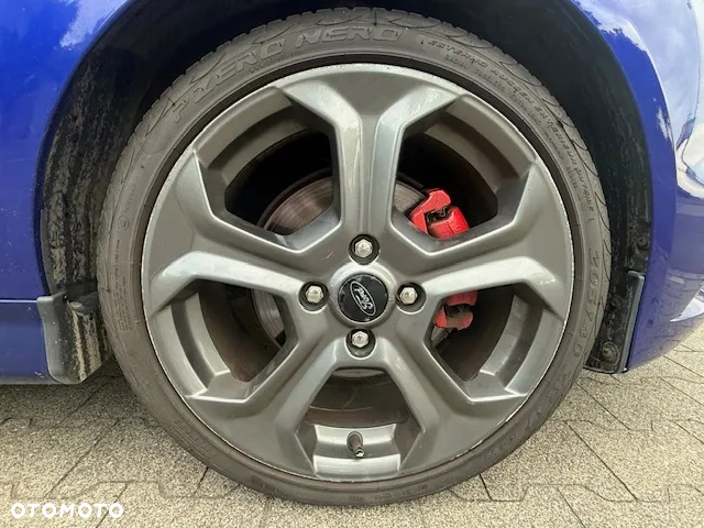 Ford Fiesta ST - 22