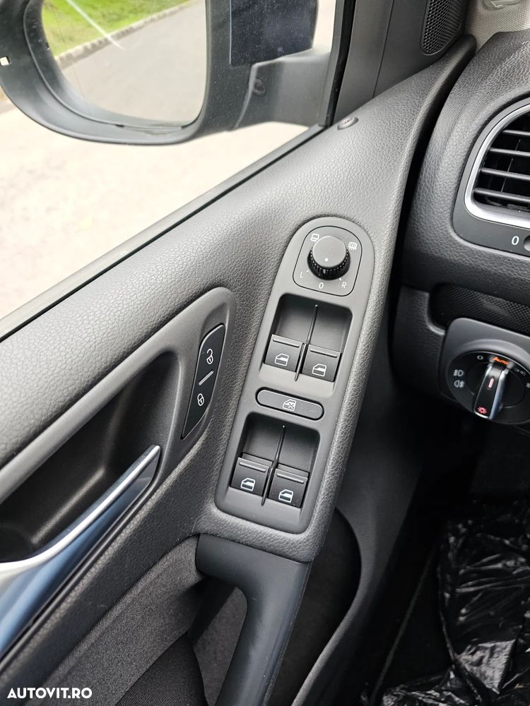 Volkswagen Golf 1.4 TSI DSG Team - 23