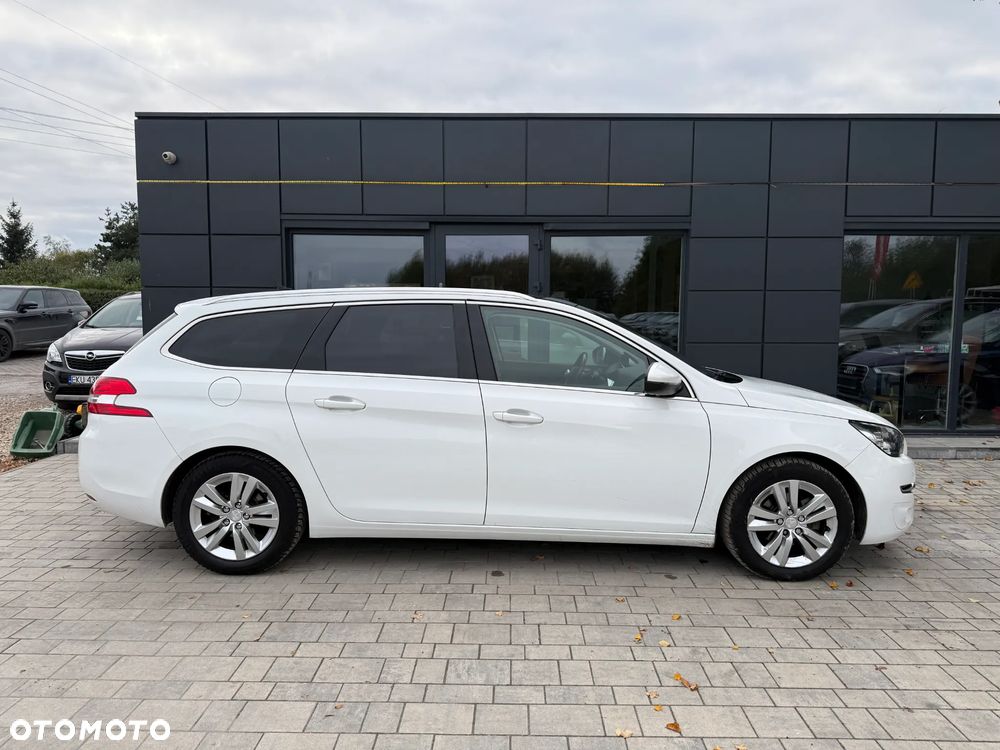 Peugeot 308 1.6 e-HDi Active S&S - 17