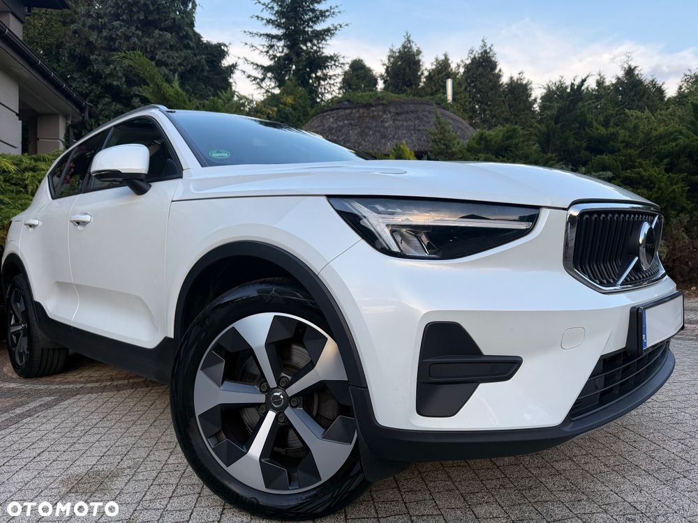 Volvo XC 40 B3 B DKG Plus Dark - 19