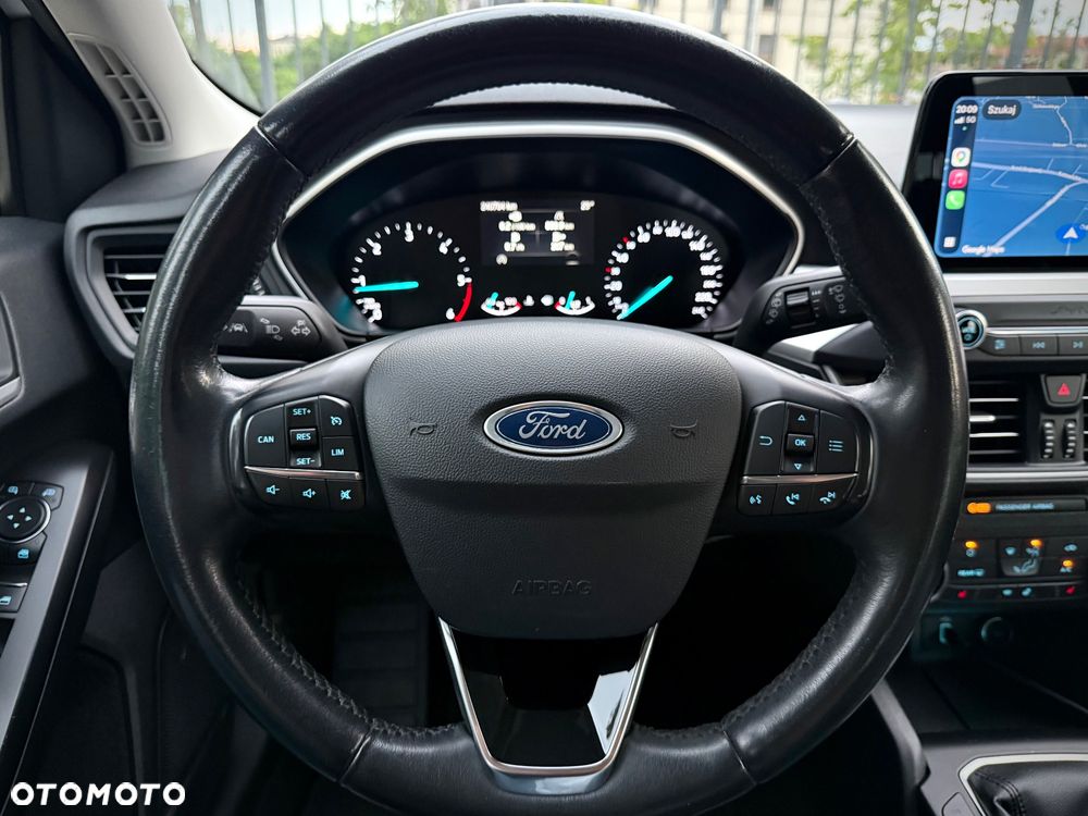 Ford Focus 2.0 EcoBlue Titanium Business - 19
