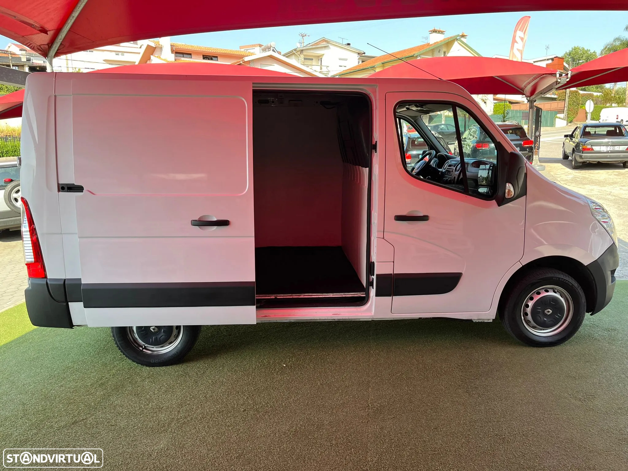 Renault Master | 2.3 DCI | 3 Lug. - 9