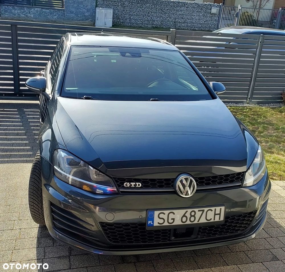 Volkswagen Golf - 3