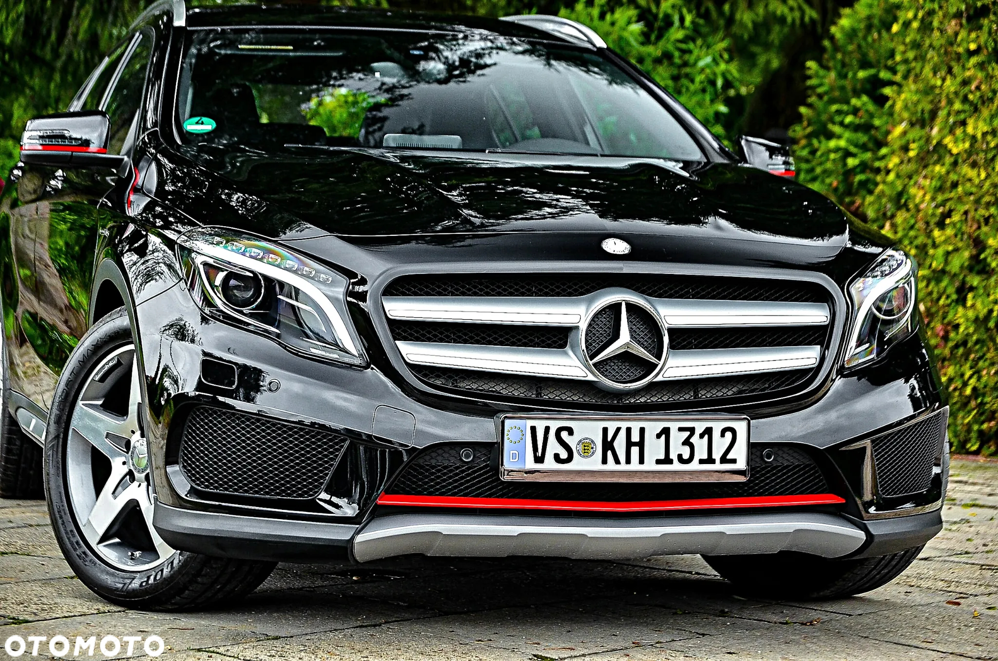 Mercedes-Benz GLA 180 7G-DCT AMG Line - 14