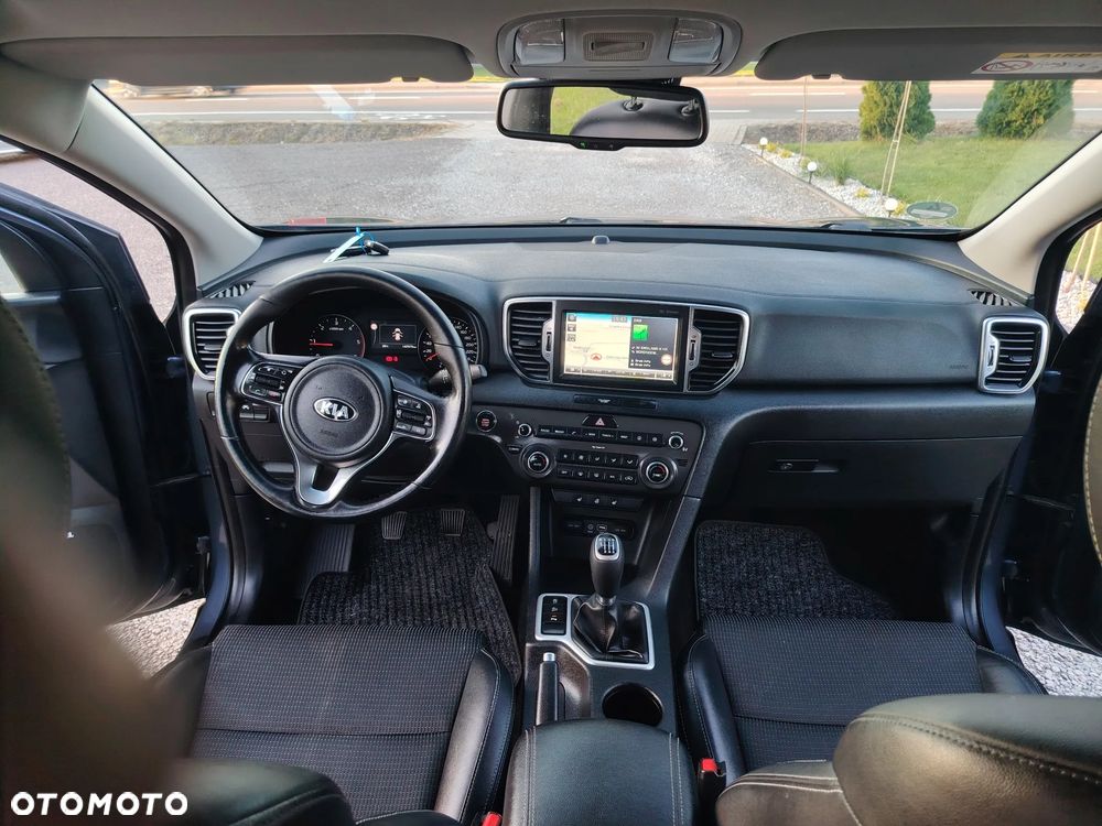 Kia Sportage 1.7 CRDI 2WD Dream-Team Edition - 26