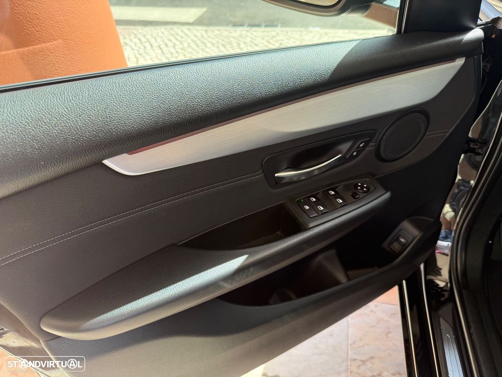 BMW 216 Active Tourer d Line Sport - 19