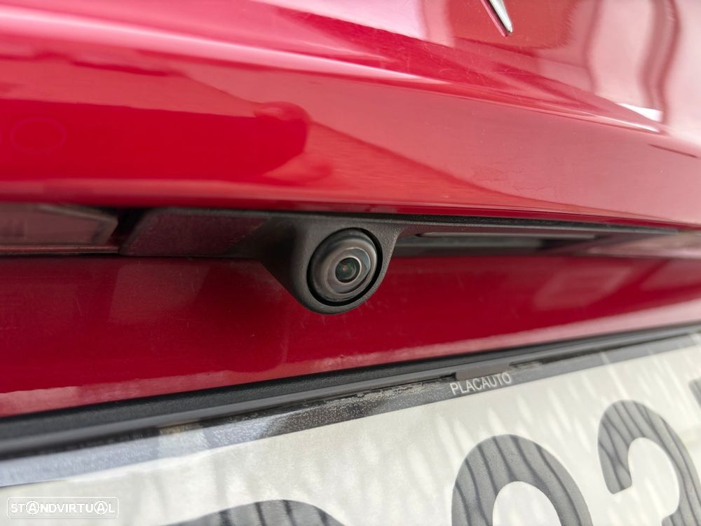 Tesla Model 3 - 4