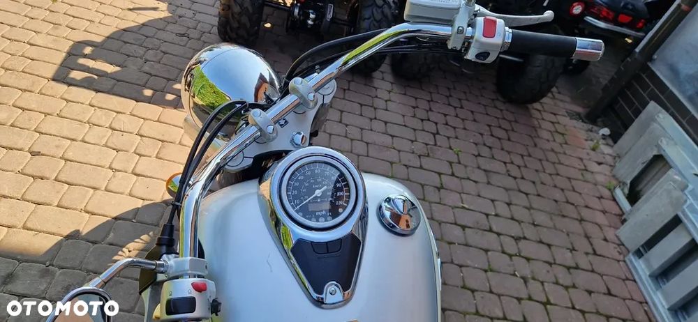 Suzuki VL 800 Volusia - Boulevard C50 - 10