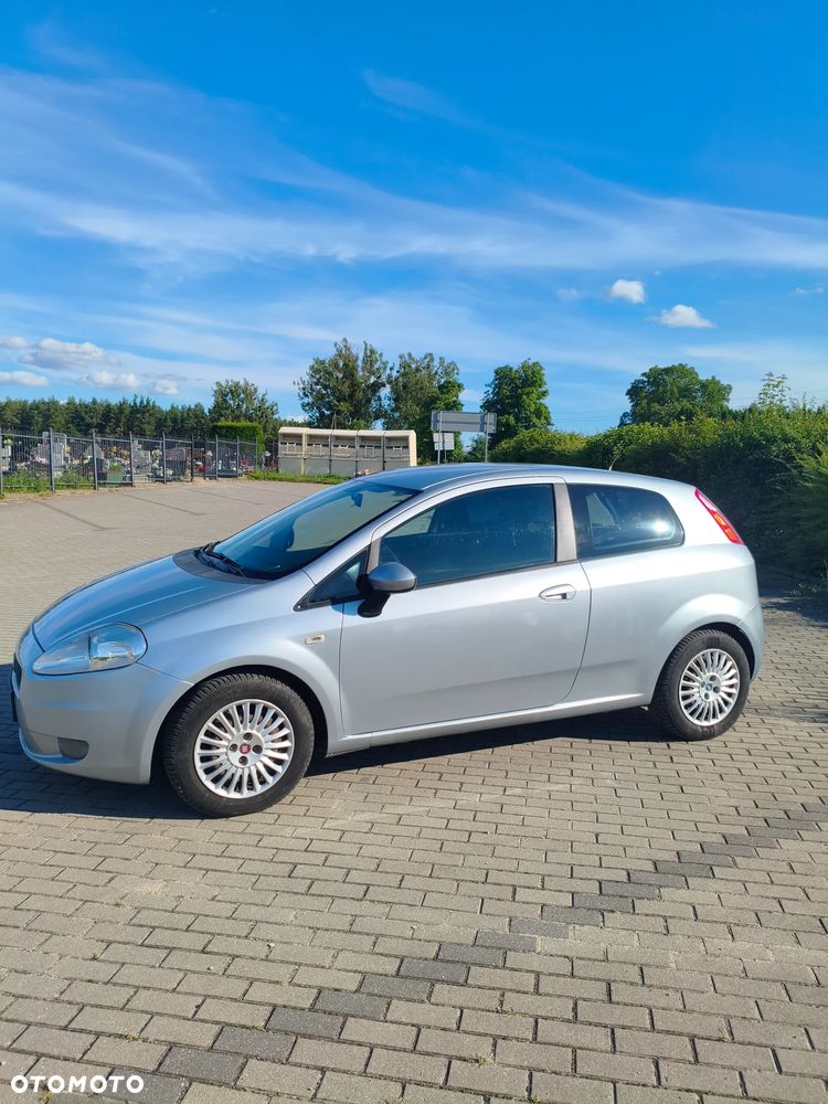 Fiat Grande Punto - 2