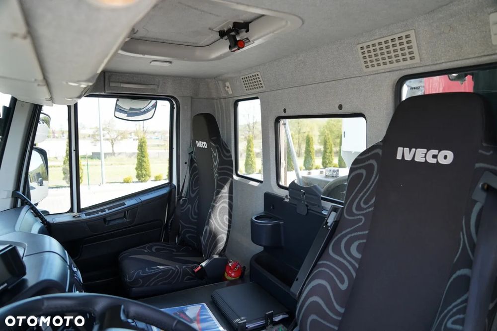 Iveco TRAKKER 360 / 6x4 / WYWROTKA DWUSTRONNA + HYDROBURTA / + HDS HMF 1643 Z2 / ŁYŻKA CHWYTAKOWA / ROTATOR / PILOT - 32