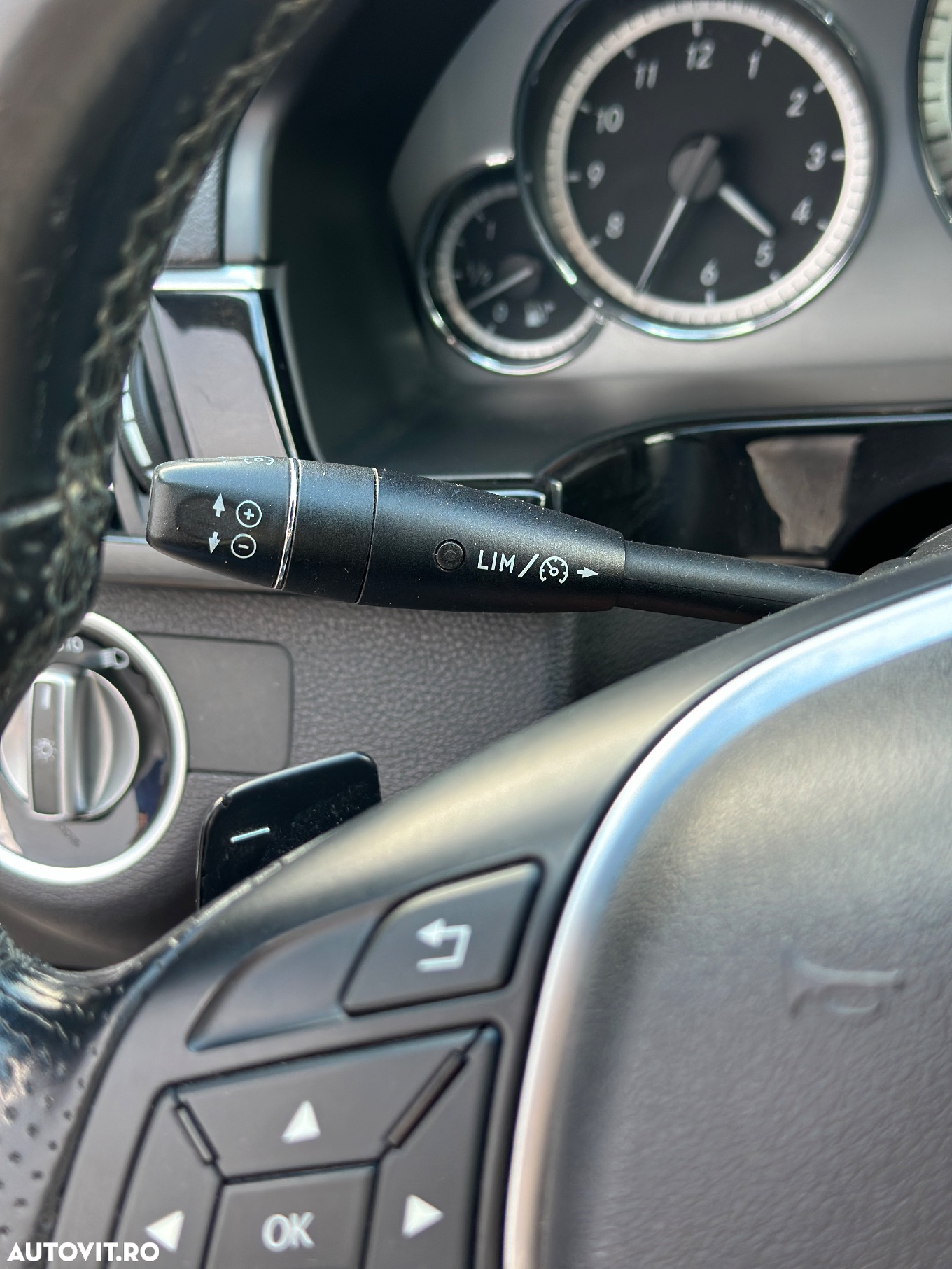 Mercedes-Benz E 300 BlueTEC HYBRID 7G-TRONIC Avantgarde - 28