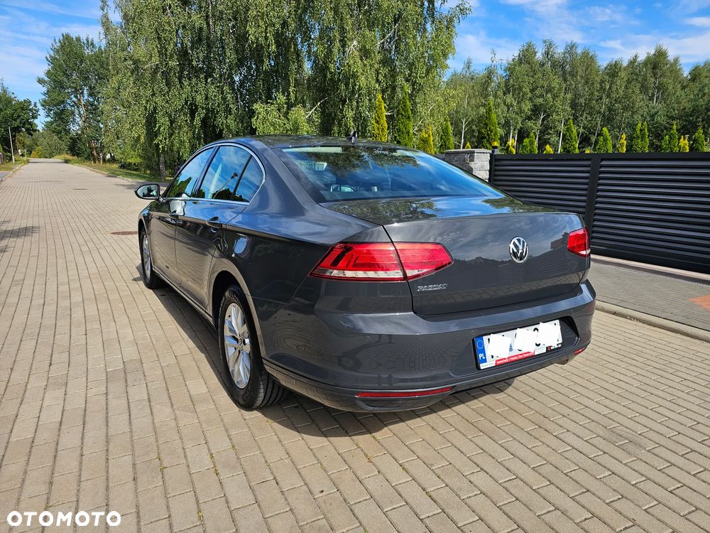 Volkswagen Passat 2.0 TDI BMT Comfortline - 25