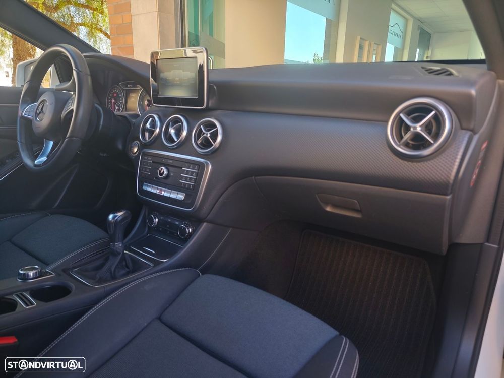 Mercedes-Benz A 160 d Style - 18